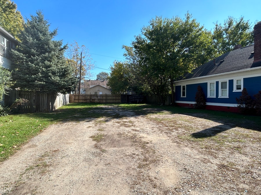 Property photo for 423 N Oxford Street, Indianapolis, IN