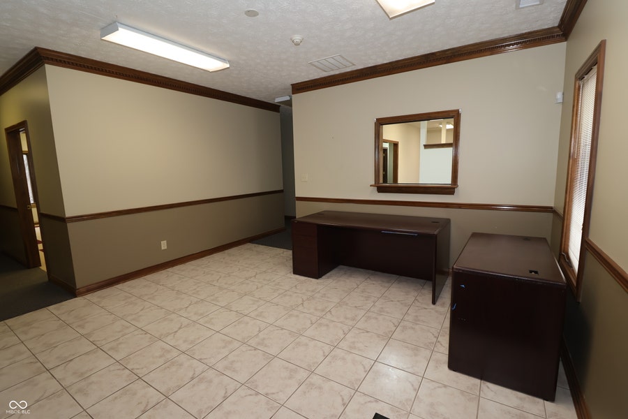 Property photo for 386 Meridian Parke Lane, Greenwood, IN