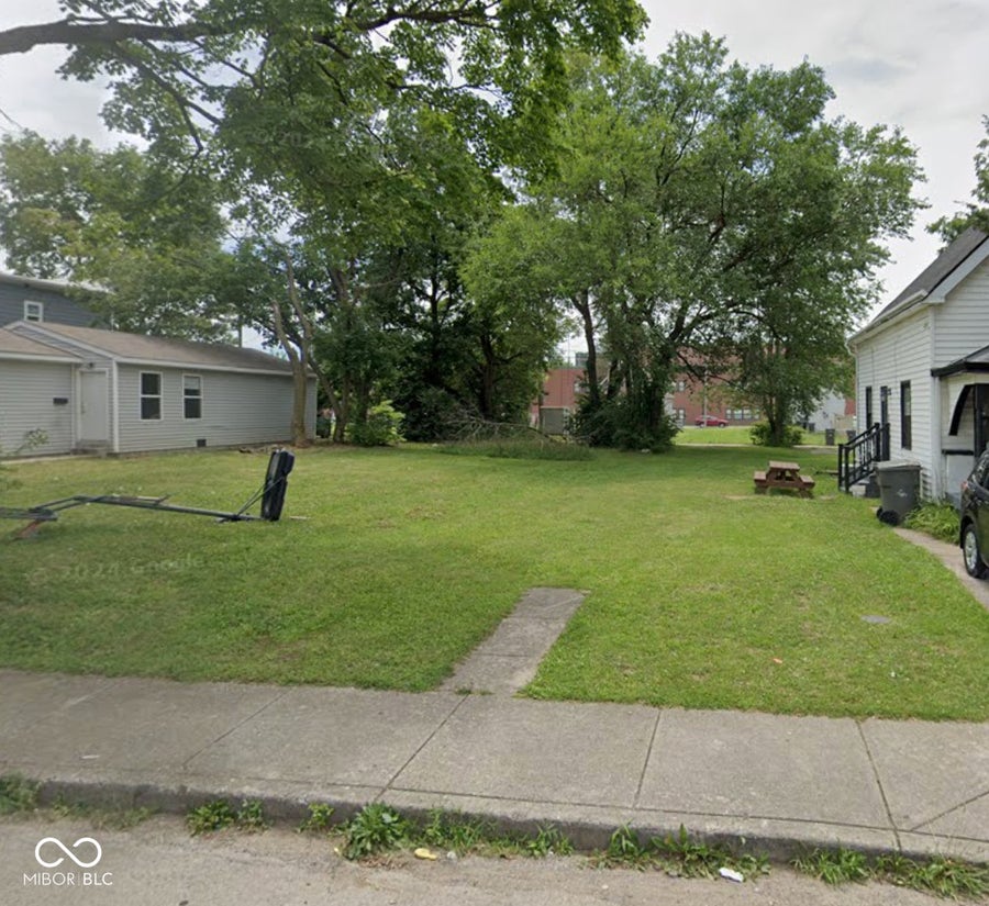 Property photo for 1039 W Roache Street, Indianapolis, IN