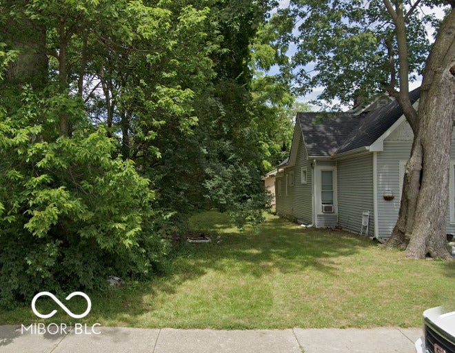 Property photo for 930 W Roache Street, Indianapolis, IN