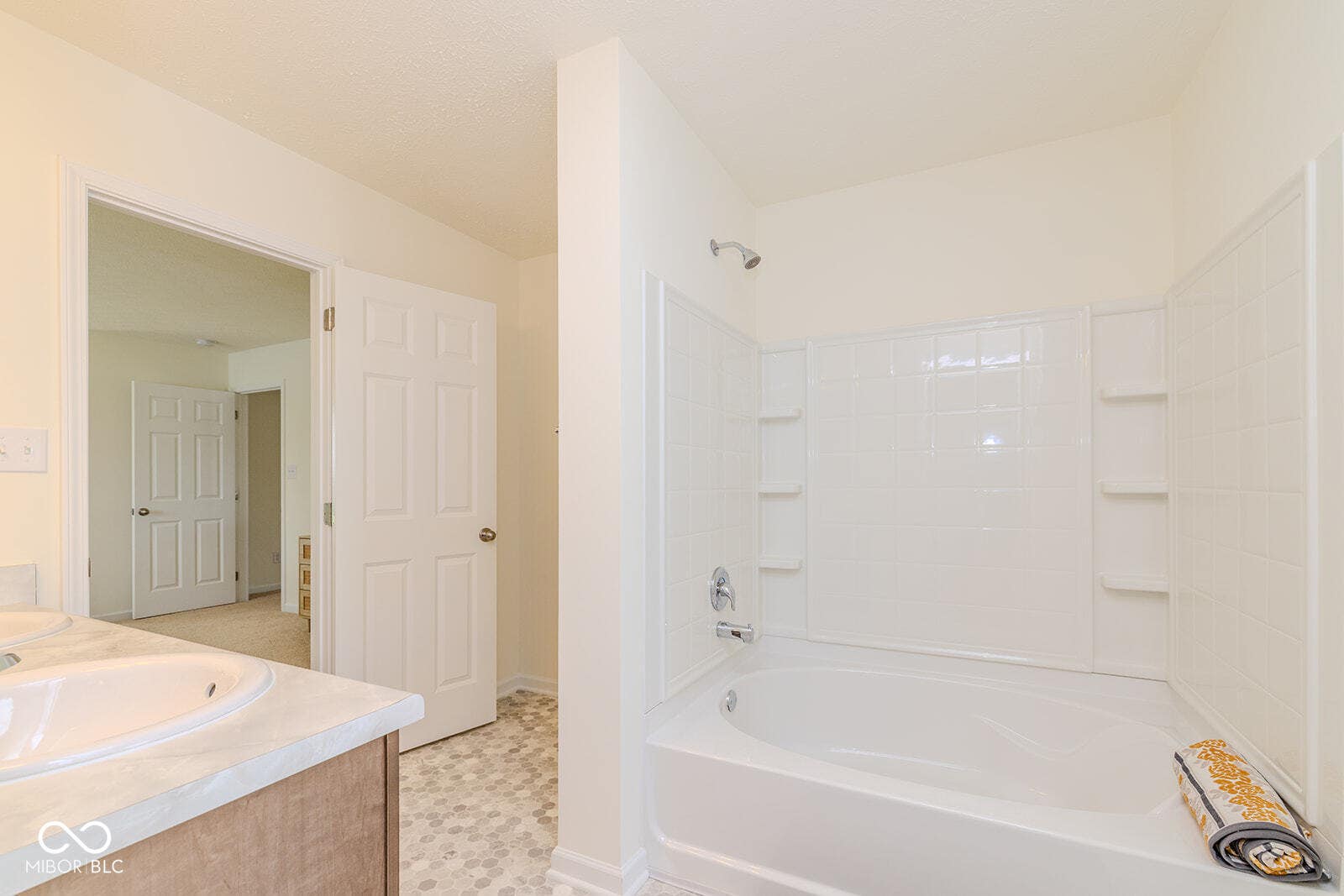 2310 N Liberty Lakes Drive, Greensburg, IN 47240