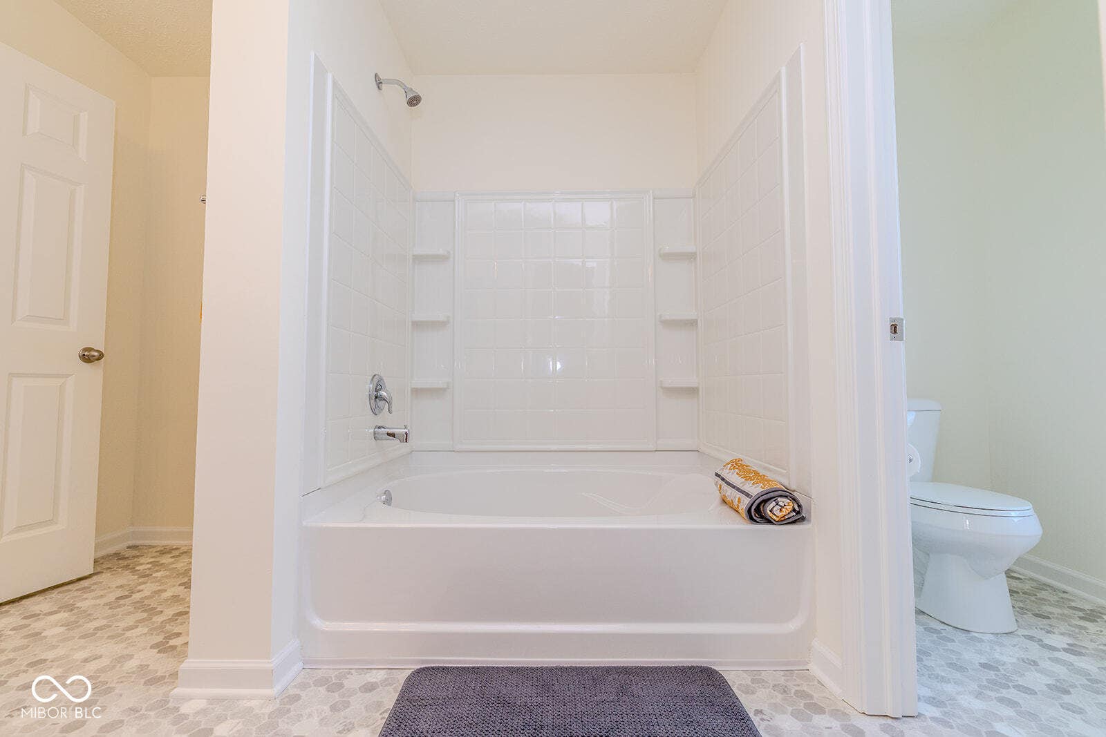 2310 N Liberty Lakes Drive, Greensburg, IN 47240