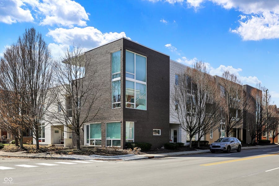 Property photo for 932 Broadway Street, Indianapolis, IN
