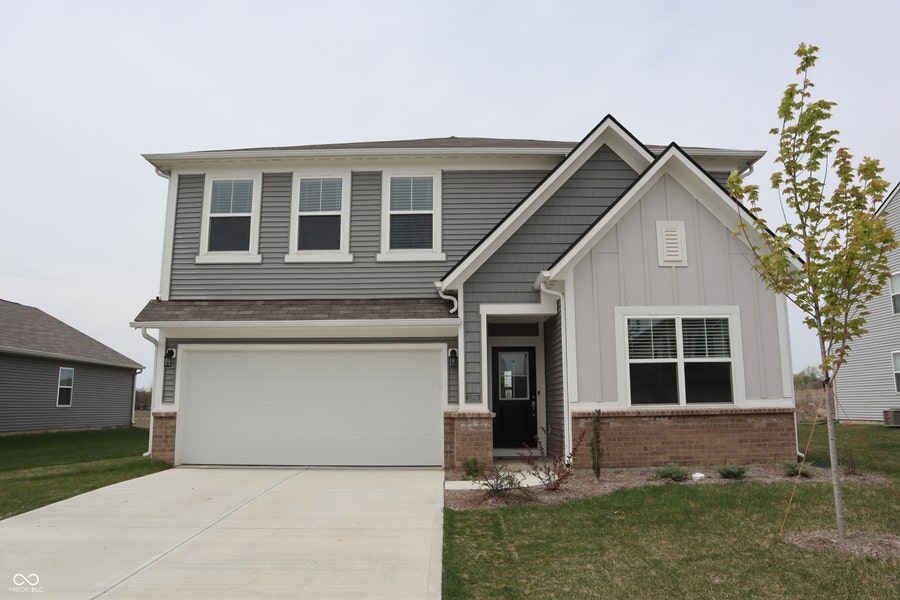 Property photo for 2704 Grassy Branch Drive, Whitestown, IN
