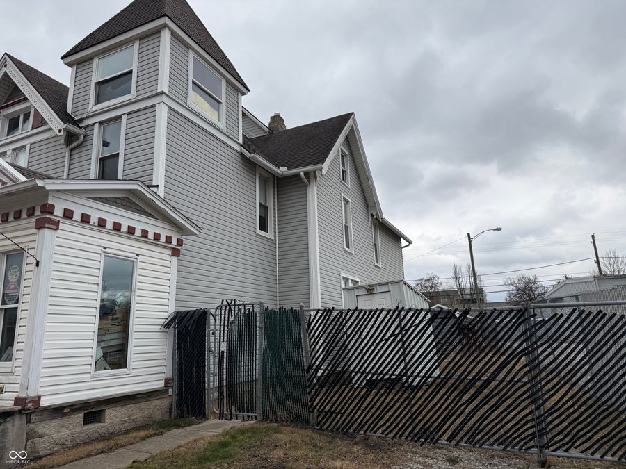 Property photo for 715 W Superior Street, Fort Wayne, IN