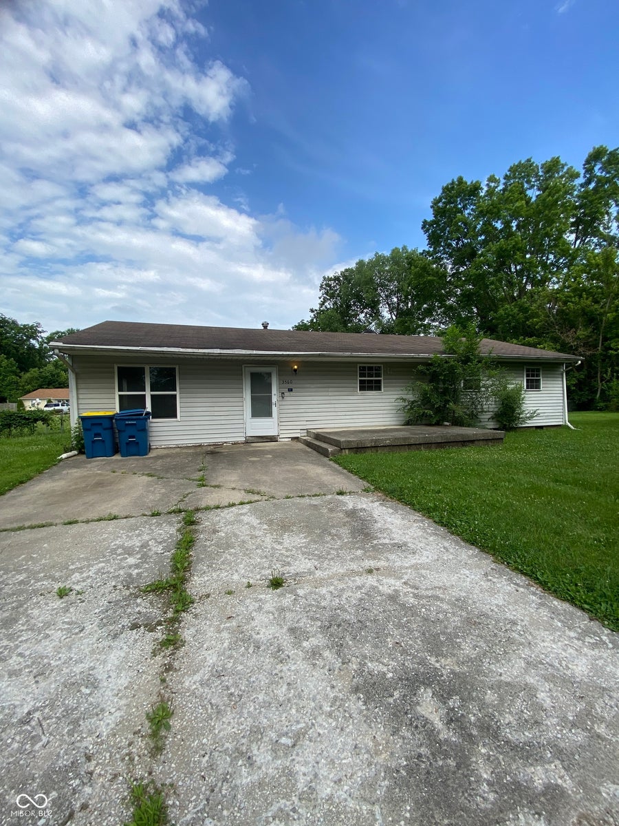 Property photo for 3560 Bradford Drive, Indianapolis, IN