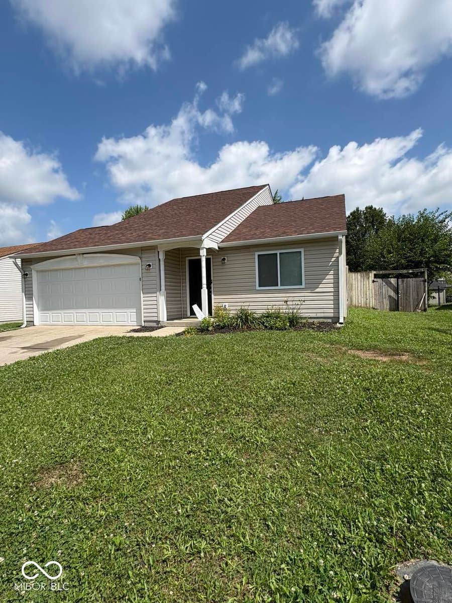 Property photo for 144 Meadow Glen Drive, Avon, IN