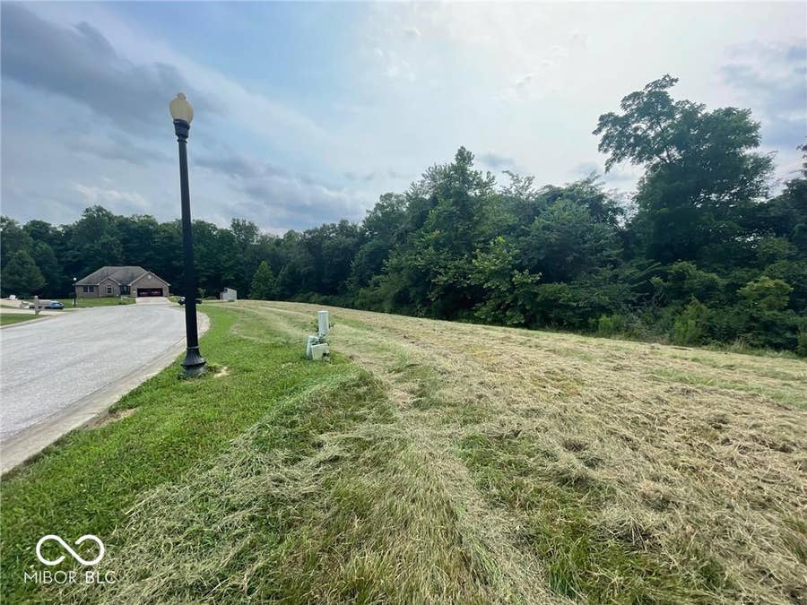Property photo for 2076 N Cobblestone Court, Martinsville, IN
