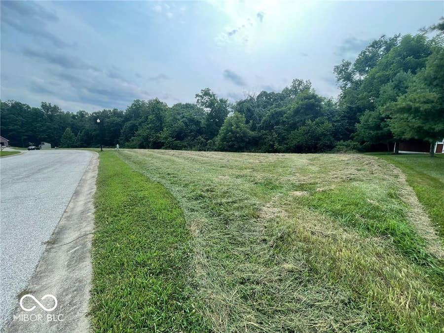 Property photo for 2086 N Cobblestone Court, Martinsville, IN