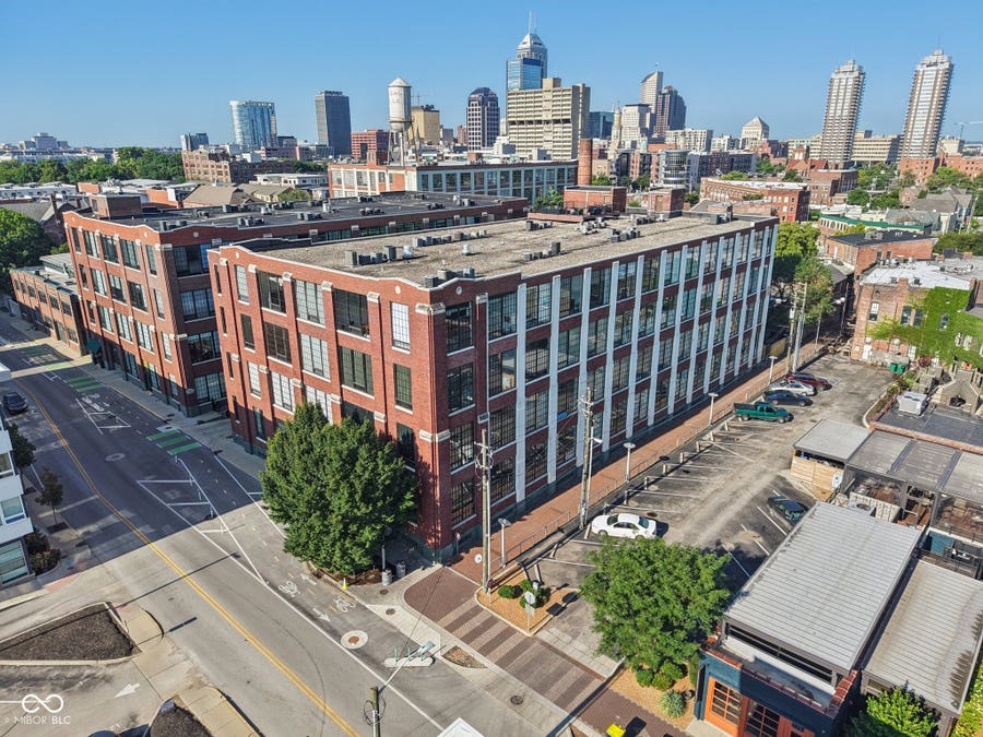 Property photo for 624 E Walnut Street, Indianapolis, IN