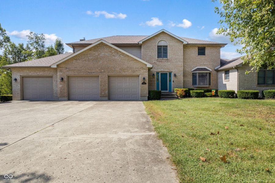 Property photo for 413 N Gray Road, Connersville, IN