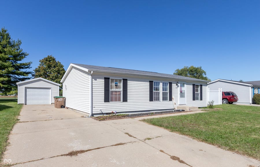 Property photo for 4620 Autumn Ridge Drive, Columbus, IN