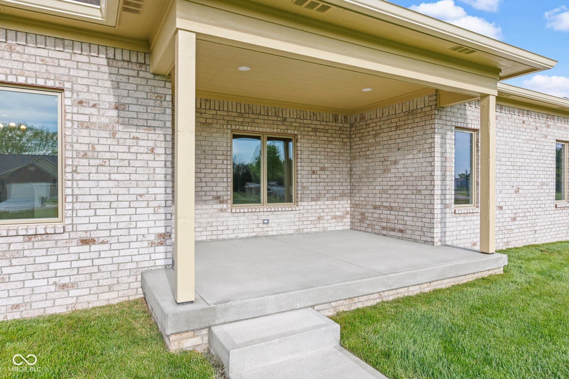 12754 N Commons East Drive, Mooresville, IN 46158 12754 N Commons East Drive, Mooresville, IN 46158