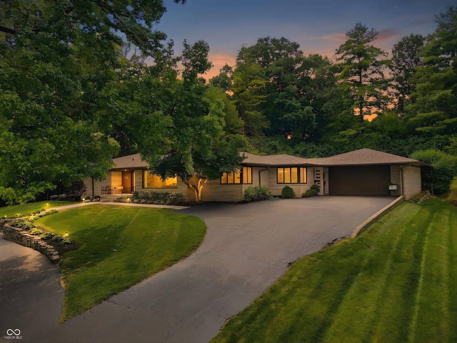 Property photo for 6976 Washington Boulevard, Indianapolis, IN