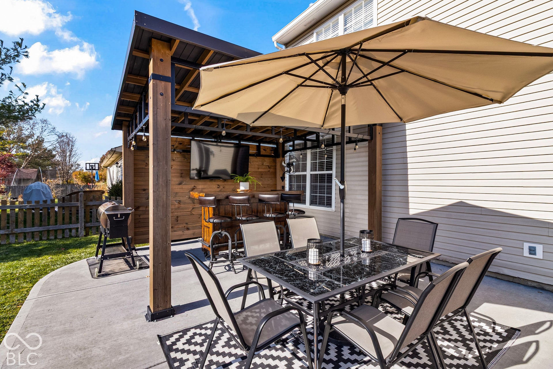 8891 Woodlark Drive, Fishers, IN 46038