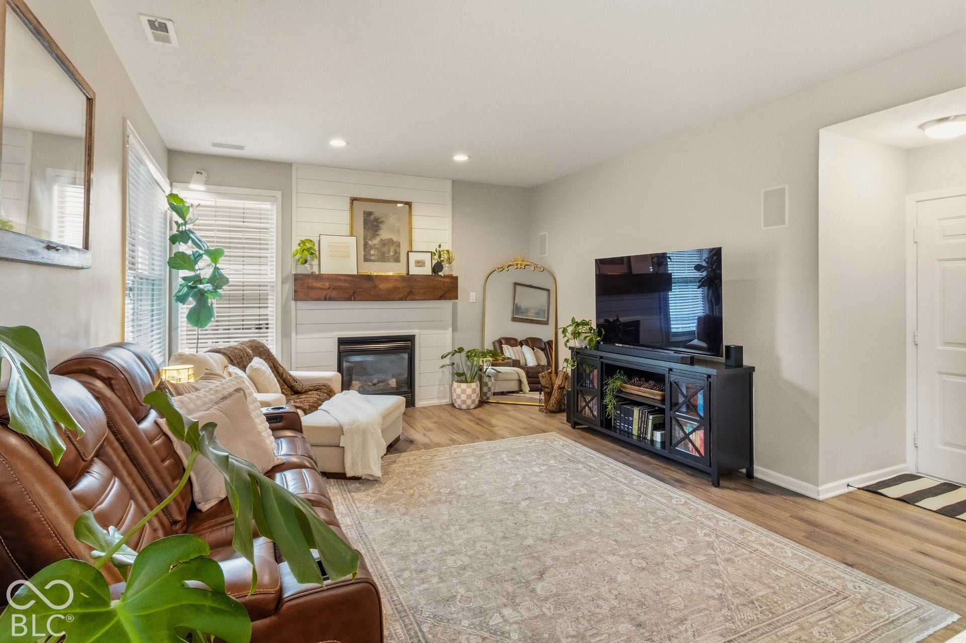 8891 Woodlark Drive, Fishers, IN 46038