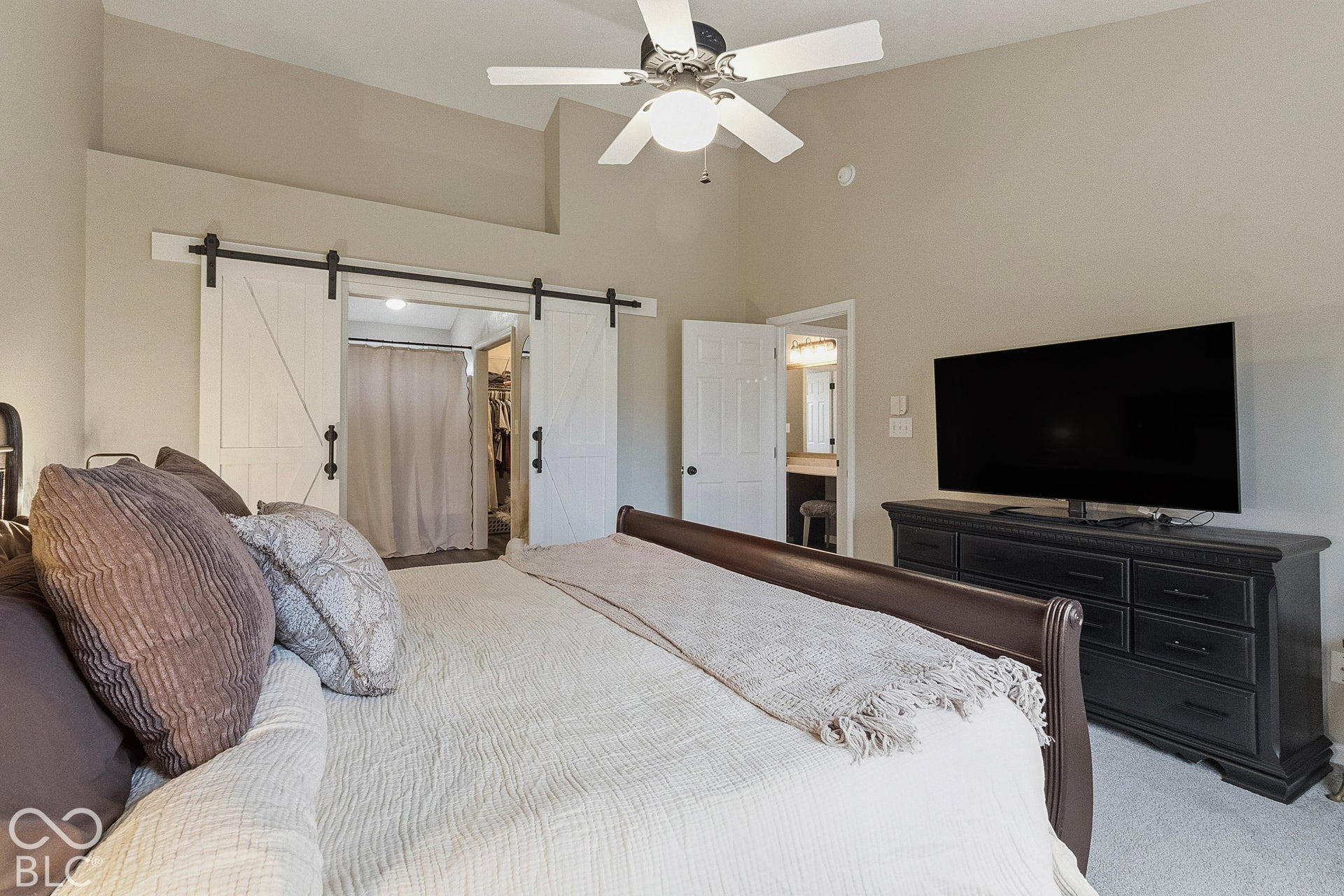 8891 Woodlark Drive, Fishers, IN 46038