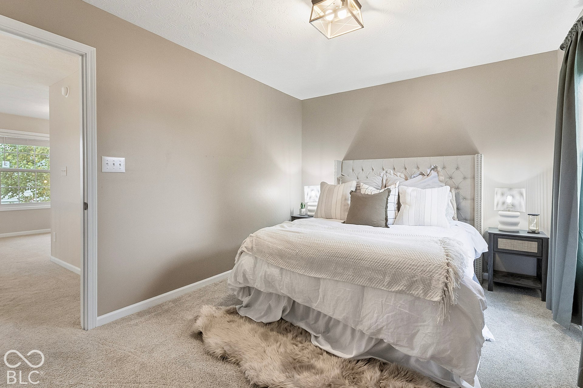 8891 Woodlark Drive, Fishers, IN 46038