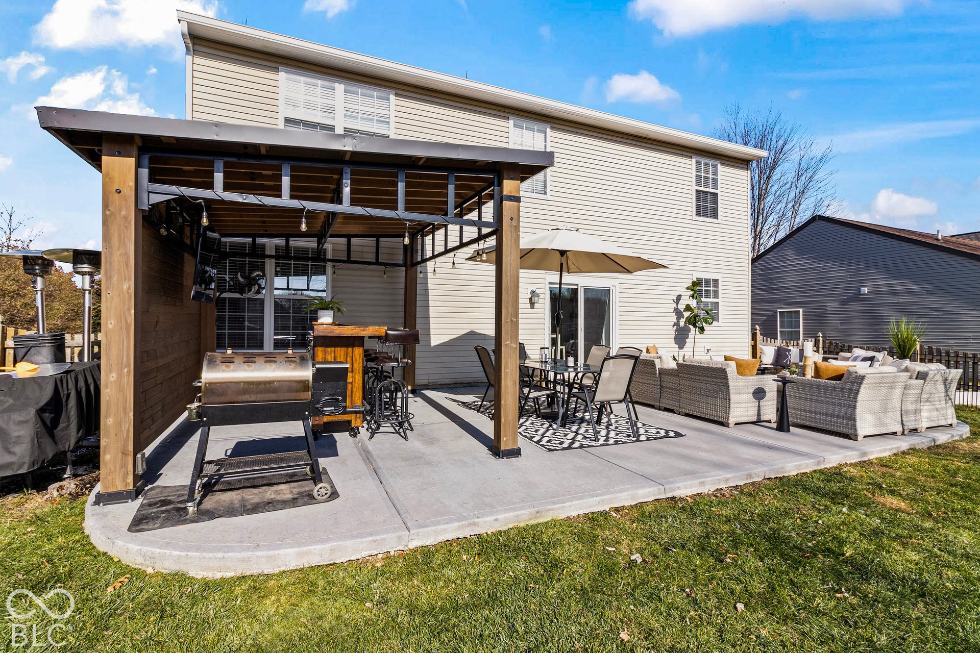 8891 Woodlark Drive, Fishers, IN 46038