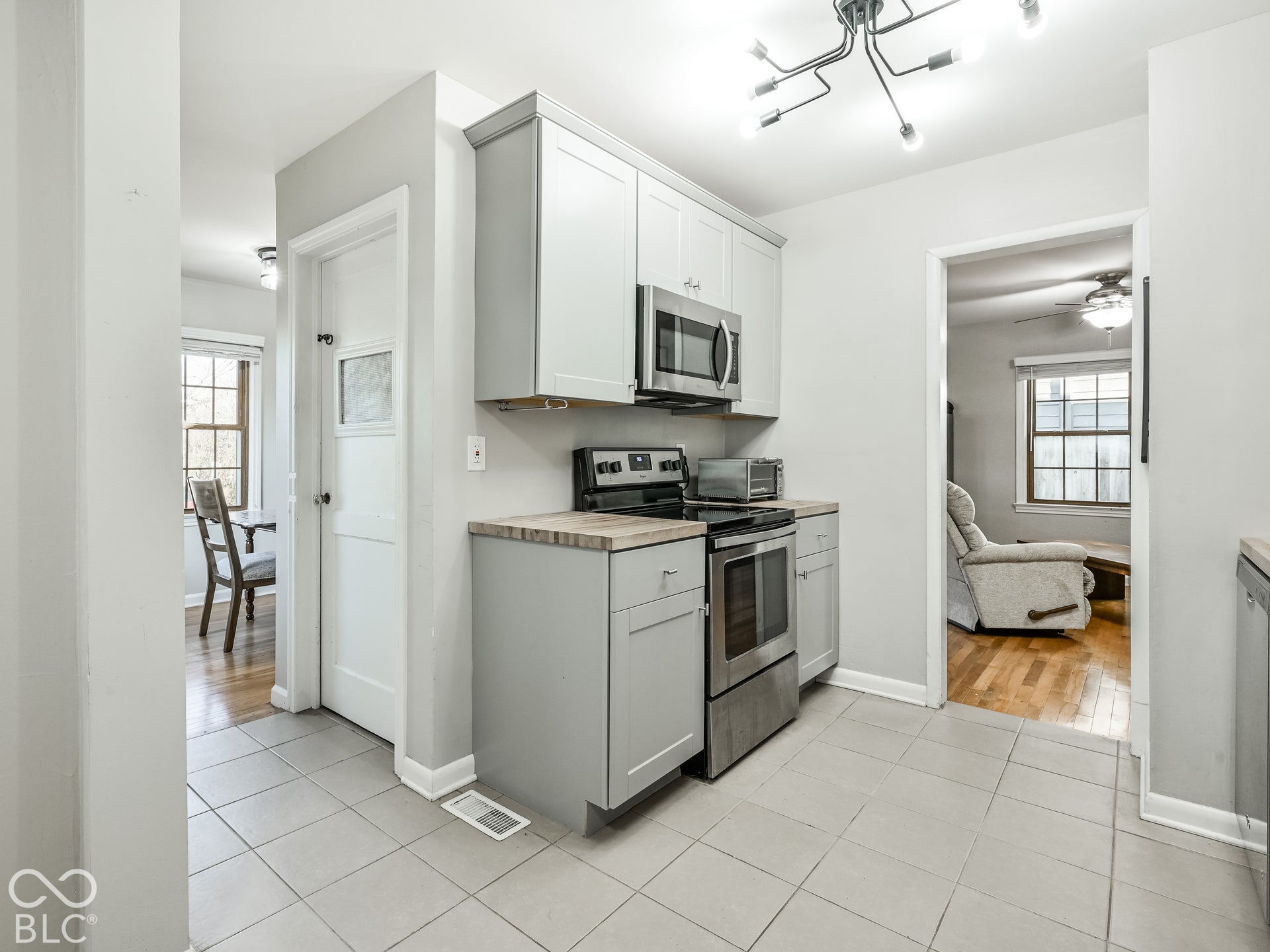 Stove and microwave.