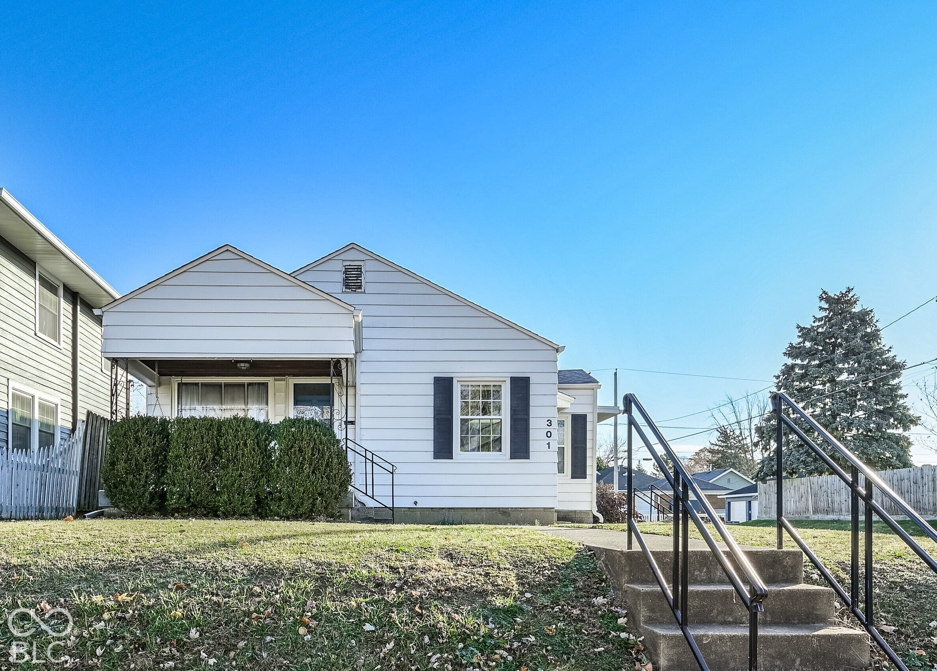301 N Ridgeview Drive