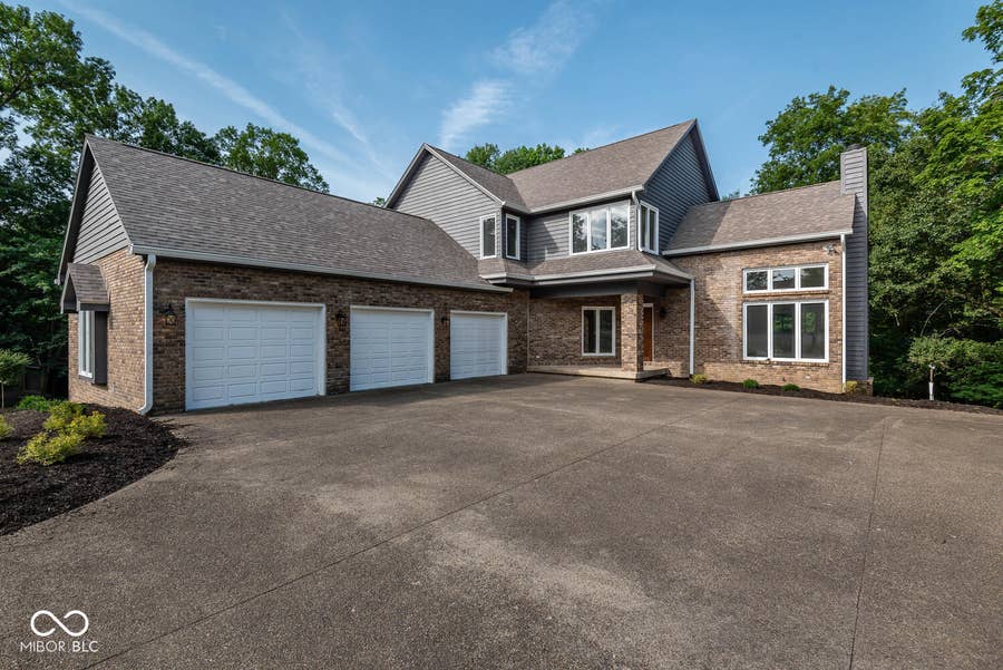 Property photo for 9416 S Harbour Pointe Drive, Bloomington, IN