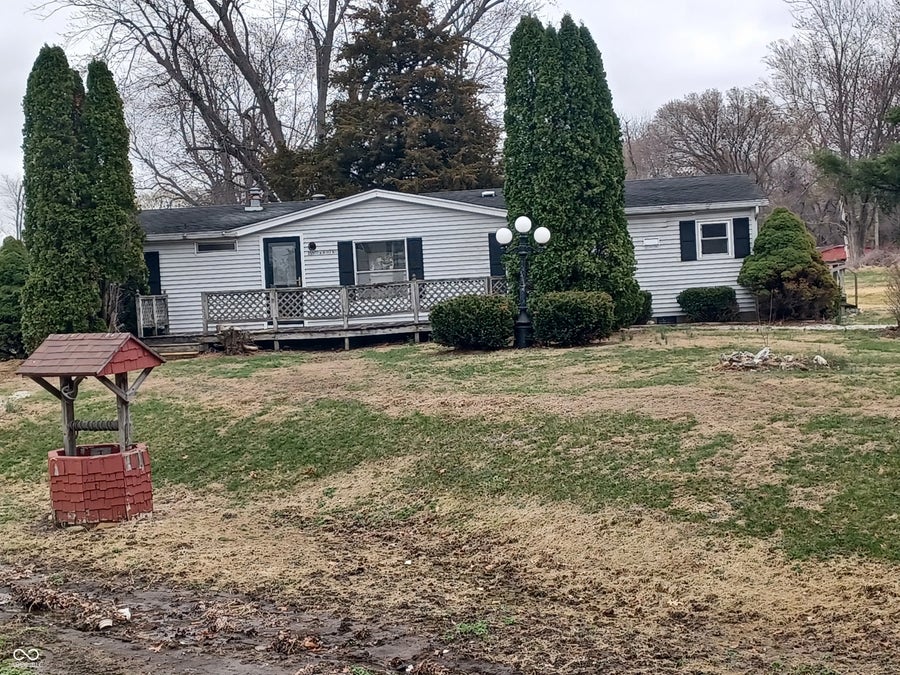 Property photo for 15566 S 8th Street, Clinton, IN