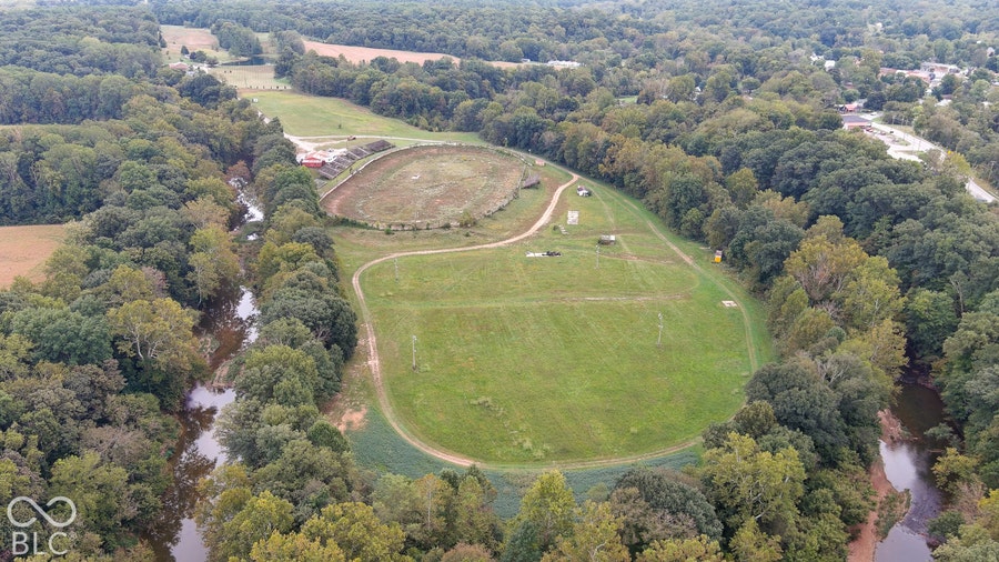Property photo for 445 N County Road 25 E, North Vernon, IN