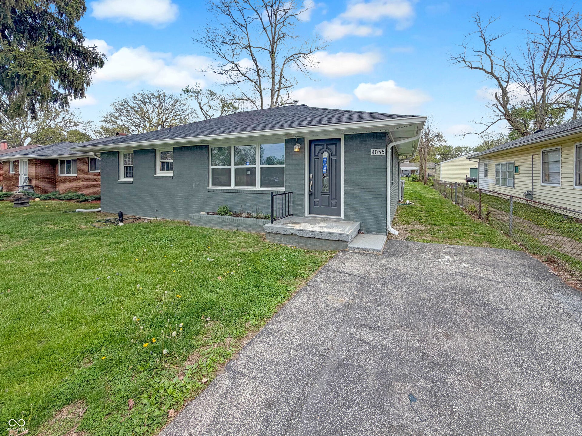 4055 N Grand Avenue, Indianapolis, IN 46226