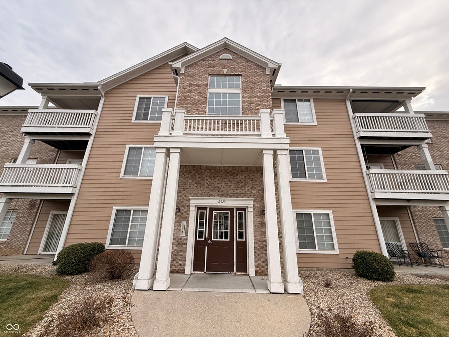 Property photo for 6525 Emerald Hill Court, Indianapolis, IN