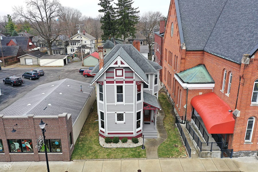 Property photo for 227 E Jefferson Street, Franklin, IN