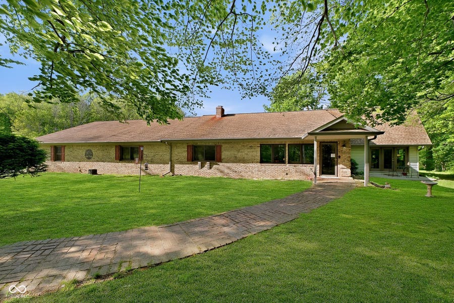 Property photo for 2594 E Traction Road, Crawfordsville, IN