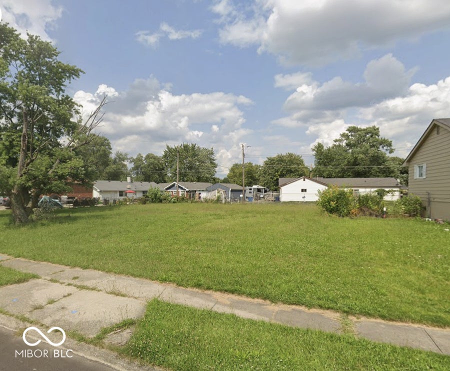 Property photo for 5133 Elmhurst Drive, Lawrence, IN