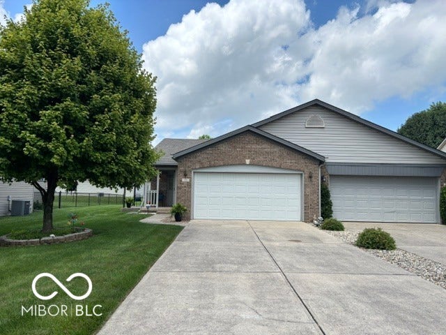 Property photo for 114 Mackinac Court, Indianapolis, IN