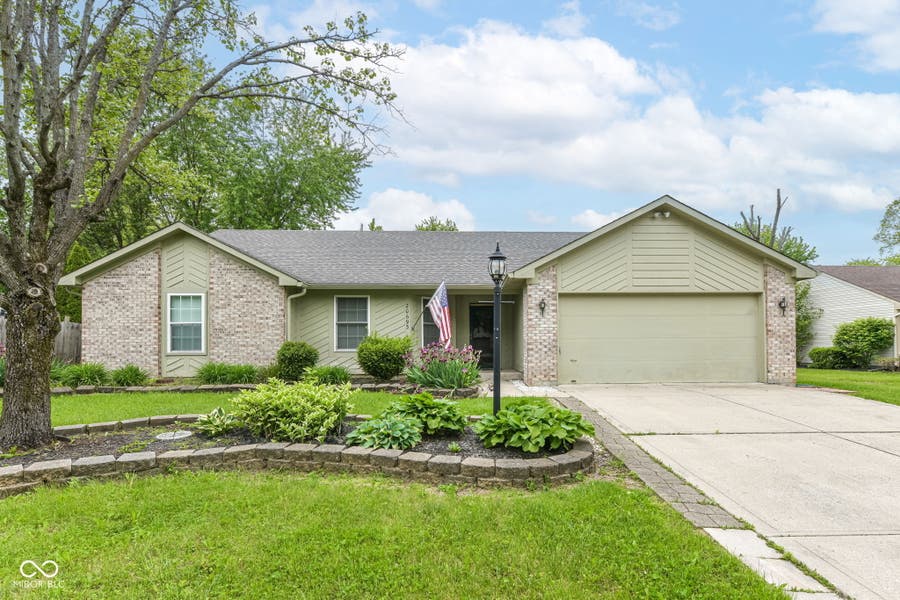 Property photo for 20693 Alpine Drive, Noblesville, IN