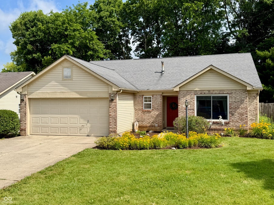 Property photo for 1019 E Killian Drive, Mooresville, IN