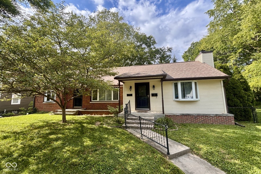Property photo for 1542 E Edwards Avenue, Indianapolis, IN