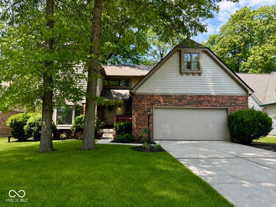 Property photo for 7570 Pinesprings West Drive, Indianapolis, IN