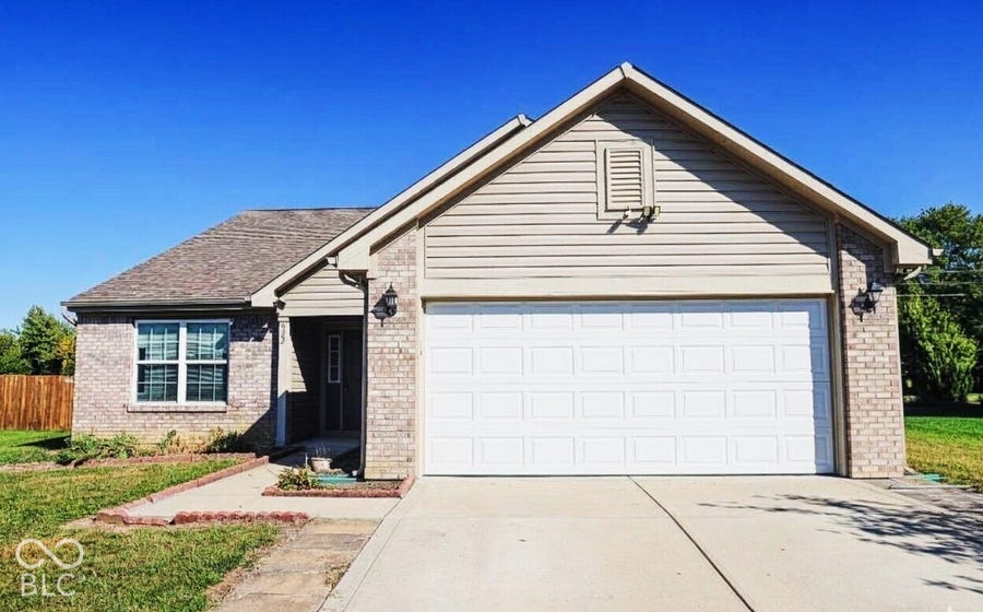 Property photo for 922 Beal Way, Indianapolis, IN
