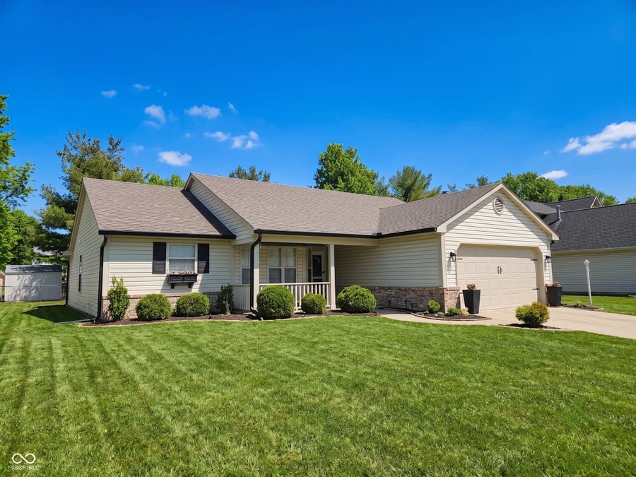 Property photo for 5747 Spring Oaks Way, Indianapolis, IN