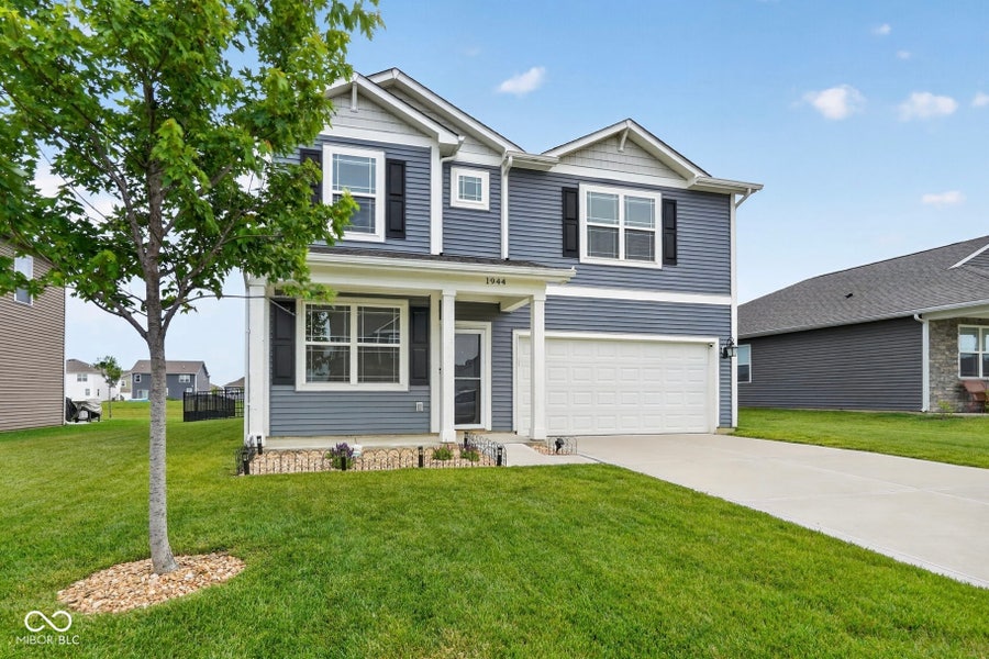 Property photo for 1944 Fairmount Drive, Greenfield, IN
