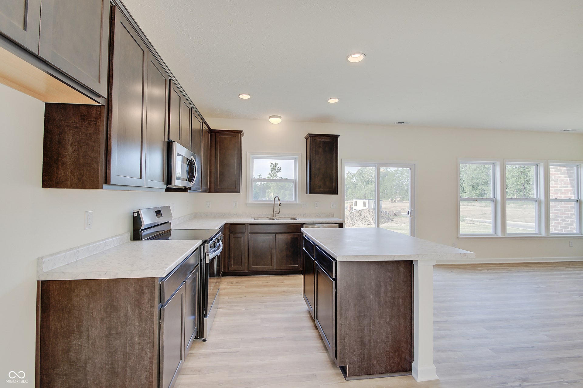 4970 E Daisy Lane, Mooresville, IN 46158 4970 E Daisy Lane, Mooresville, IN 46158