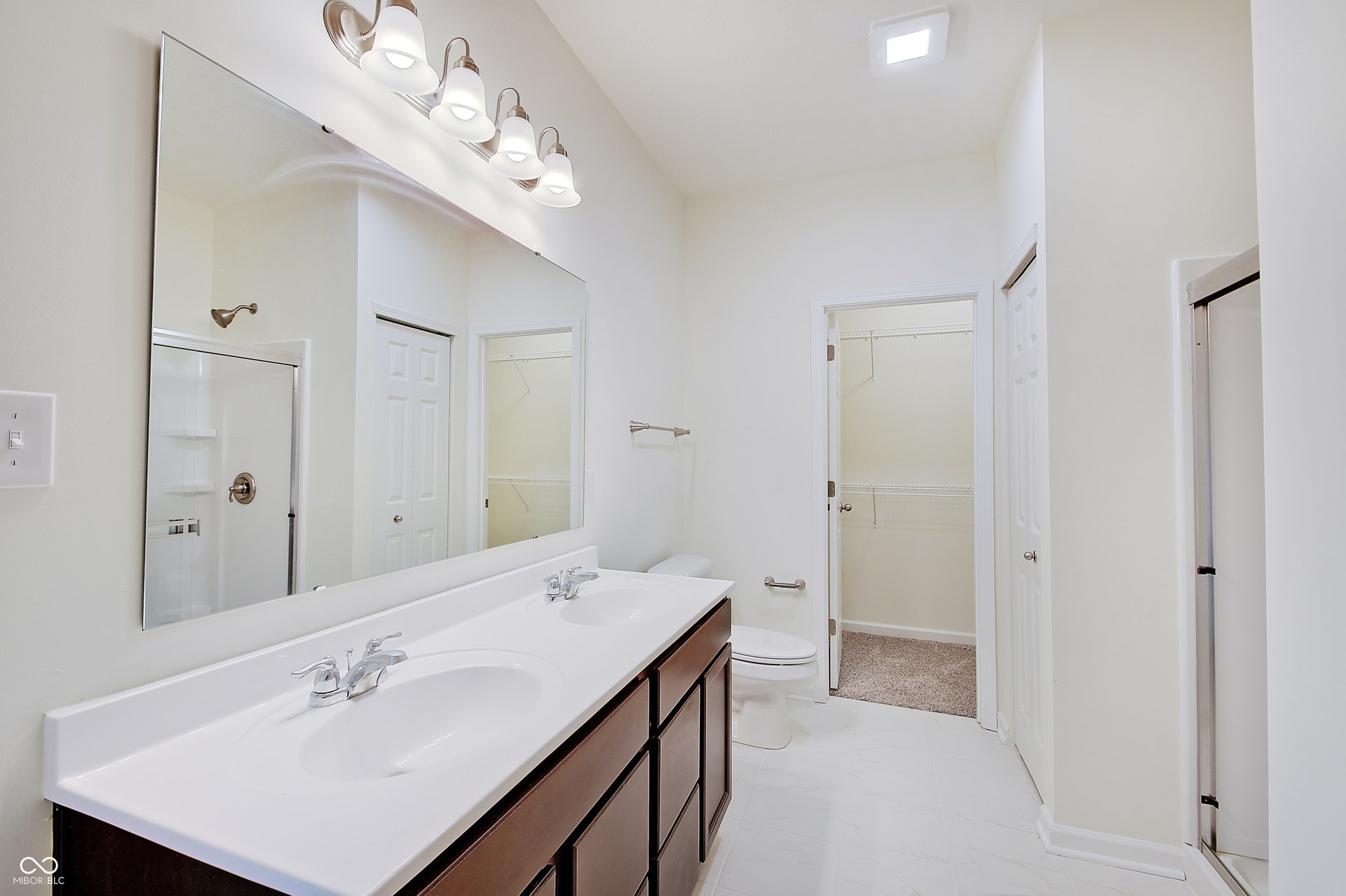 4970 E Daisy Lane, Mooresville, IN 46158 4970 E Daisy Lane, Mooresville, IN 46158