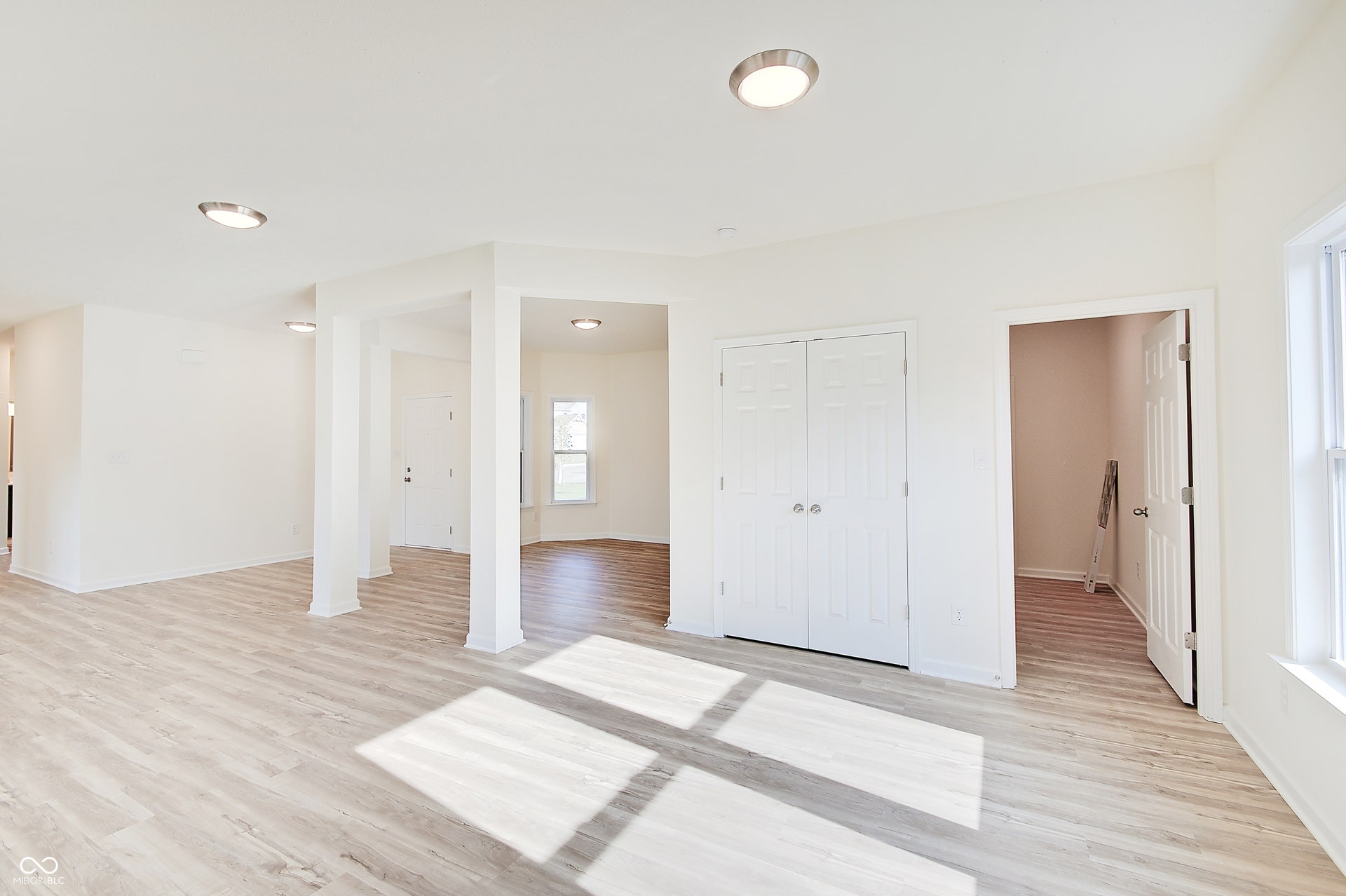 4970 E Daisy Lane, Mooresville, IN 46158 4970 E Daisy Lane, Mooresville, IN 46158