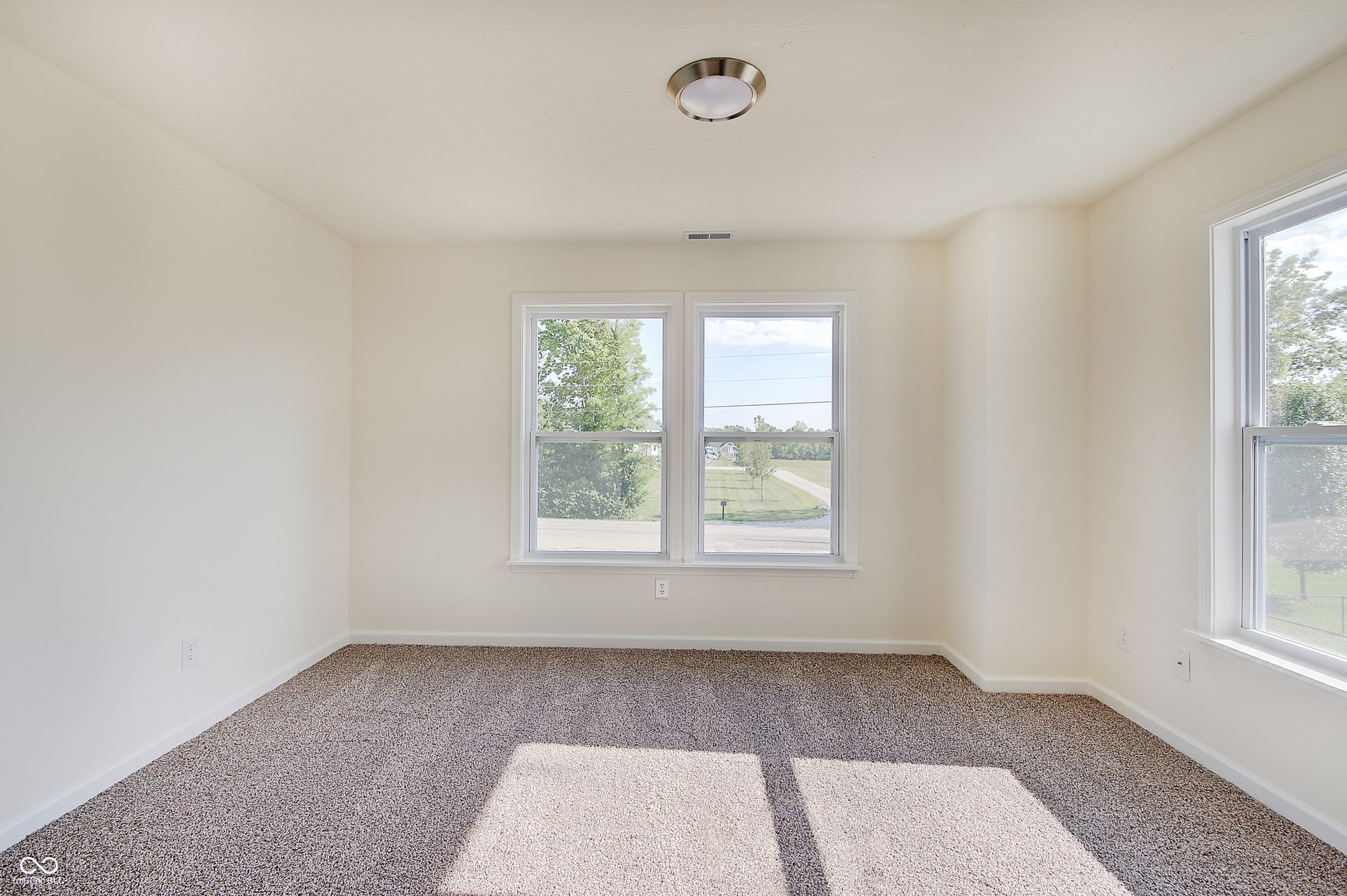 4975 E Daisy Lane, Mooresville, IN 46158