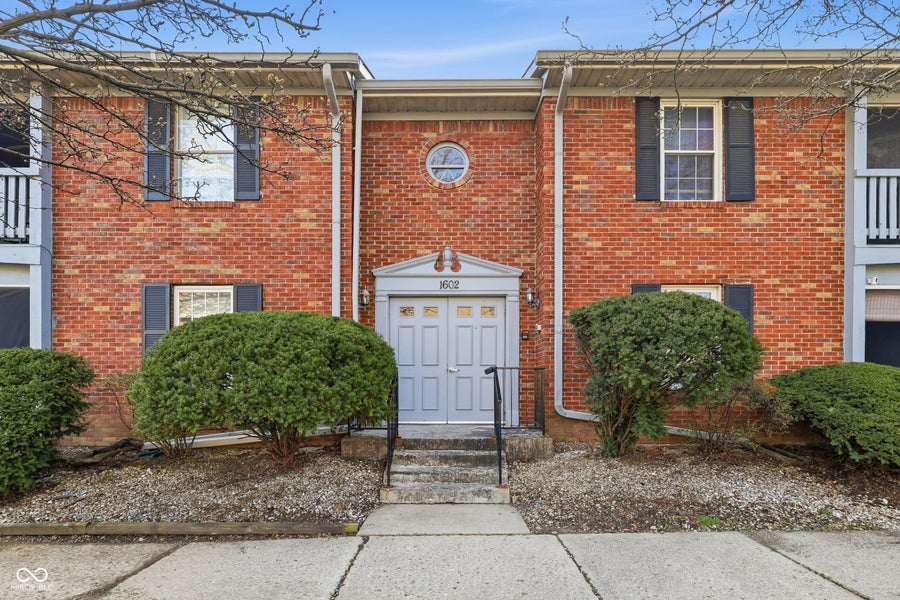 Property photo for 1602 Queensbridge Square, Indianapolis, IN