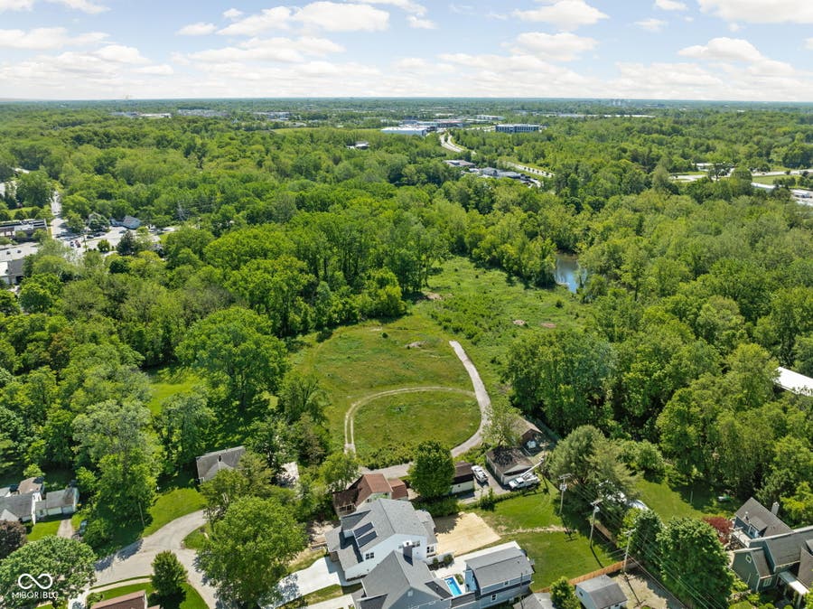 Property photo for 410 S Fourth Street, Zionsville, IN