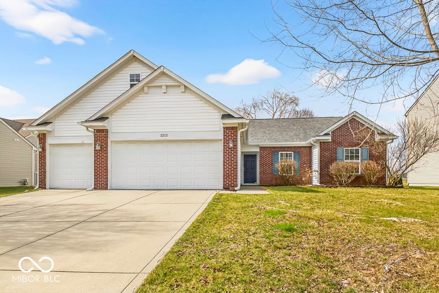 Property photo for 2212 Southlake Avenue E, Greenwood, IN
