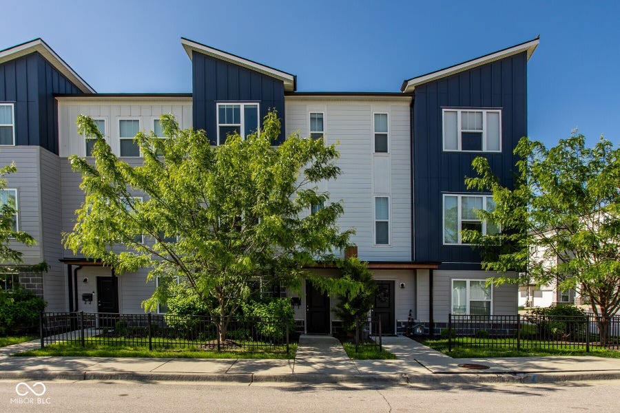 Property photo for 2949 Bolton Square Boulevard, Indianapolis, IN