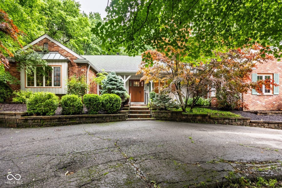 Property photo for 7235 Whitehall Drive, Indianapolis, IN